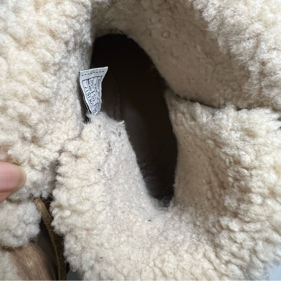 Ladies UGG La Jolla boots S/N 1617 Sz 8 - Picture 5 of 10